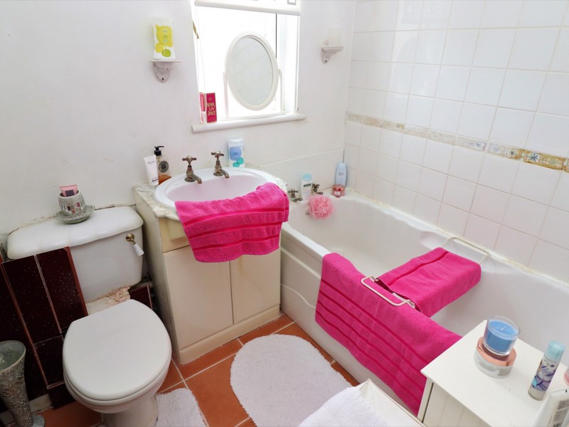 20 Hogarth Gardens, ,  Carntyne G32 6HG, GLASGOW