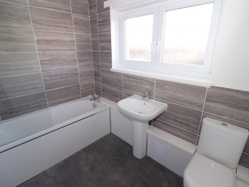 82 Edinbeg Avenue, Toryglen,   G42 0EW, GLASGOW