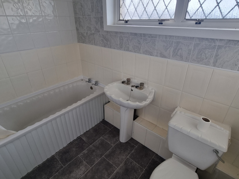 Graham Street, Holytown, ML1 4QX