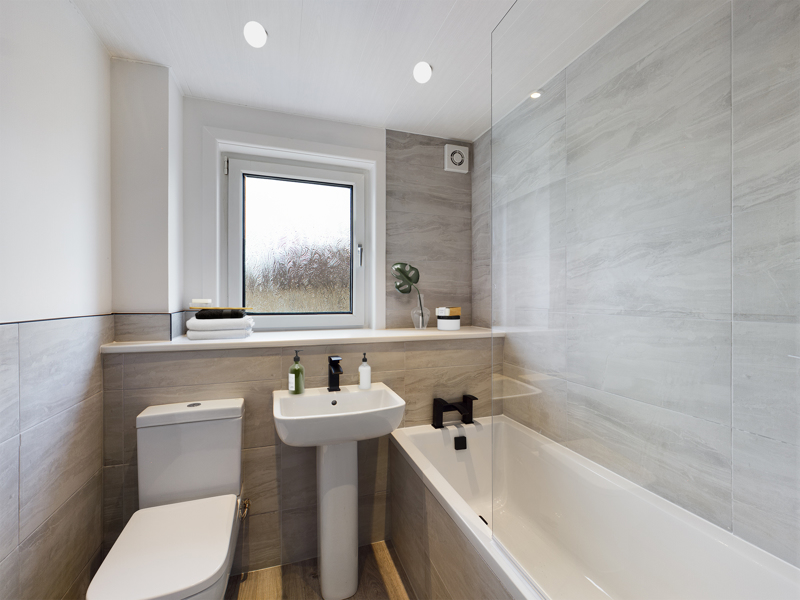 Cairngrassie Circle, Portlethen, ABERDEEN, AB12 4TZ