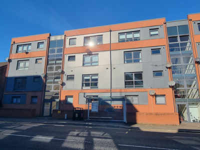Clarkston Road, GLASGOW, G44 3DN