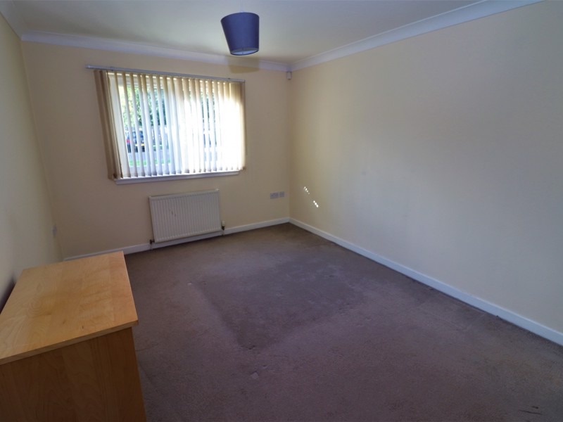 0/2, 26 Drumover Drive,   G31 5RP, GLASGOW