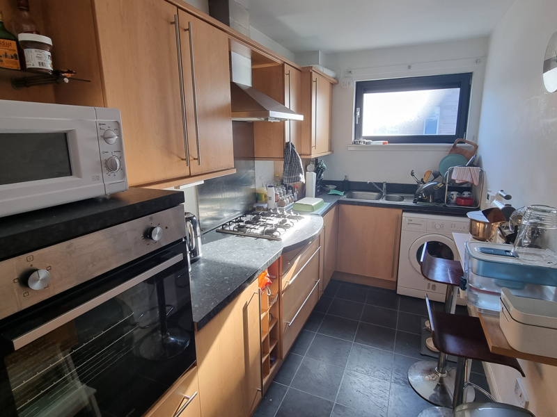 Clarkston Road, GLASGOW, G44 3DN