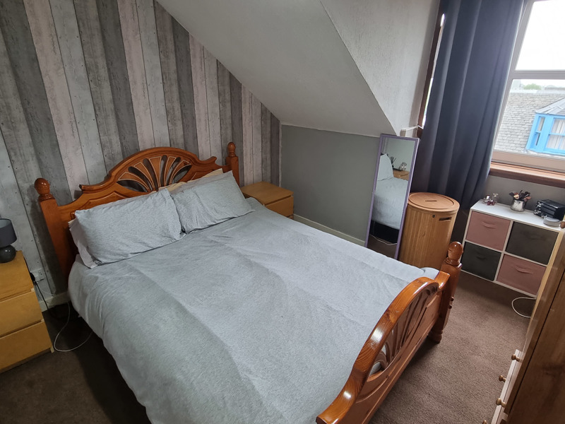 Queen Street, Coupar Angus, BLAIRGOWRIE, PH13 9DE