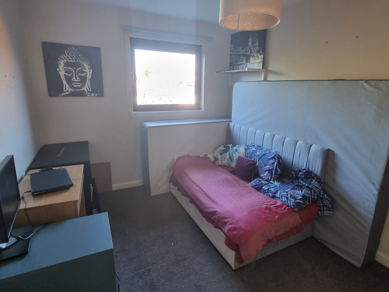 Clarkston Road, GLASGOW, G44 3DN