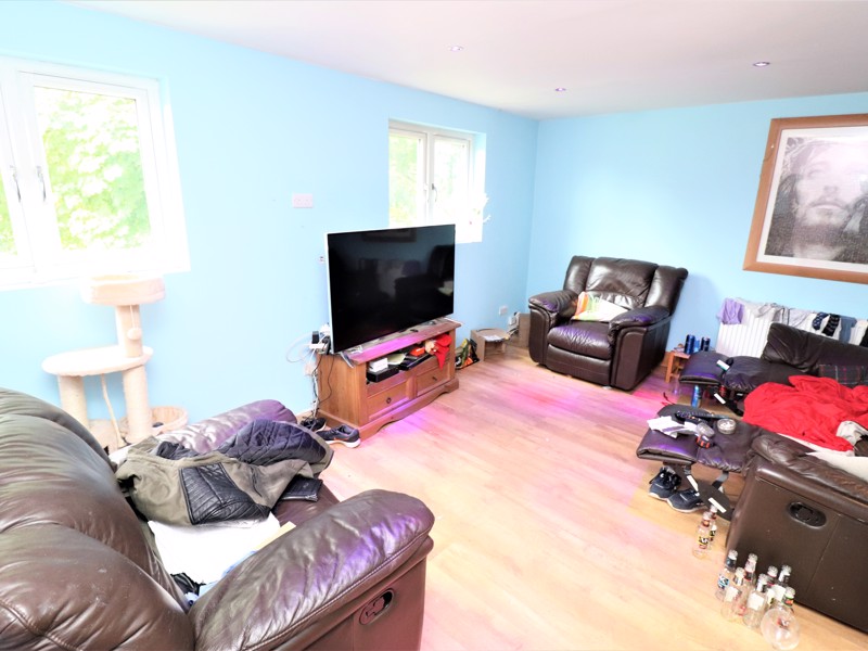 Keith Drive, Glenrothes, KY6 2HZ
