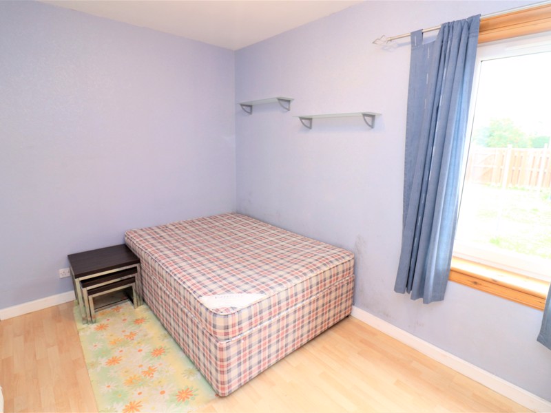 Calder Road, EDINBURGH, EH11 3TB