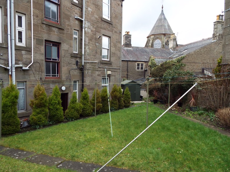 1/R, 37 High Street, Lochee  DD2 3AP, DUNDEE