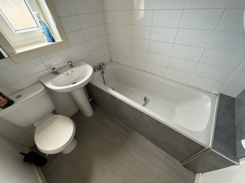 Fife Road, GREENOCK, PA16 0PN