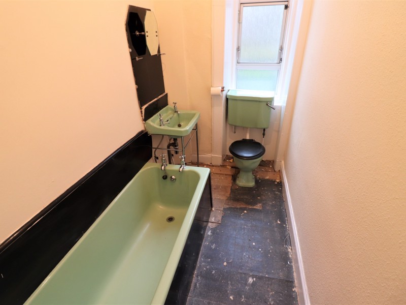 1/2, 10 Dairsie Street, G44 3EH, GLASGOW