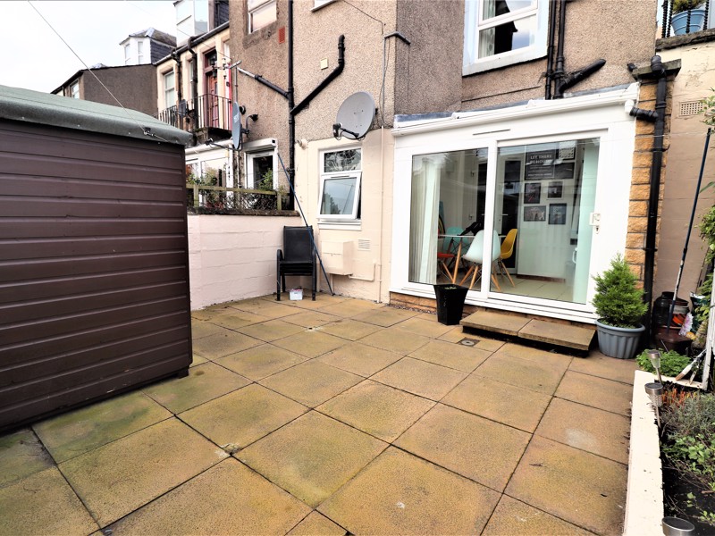 Victoria Road, KIRKCALDY, KY1 1DS