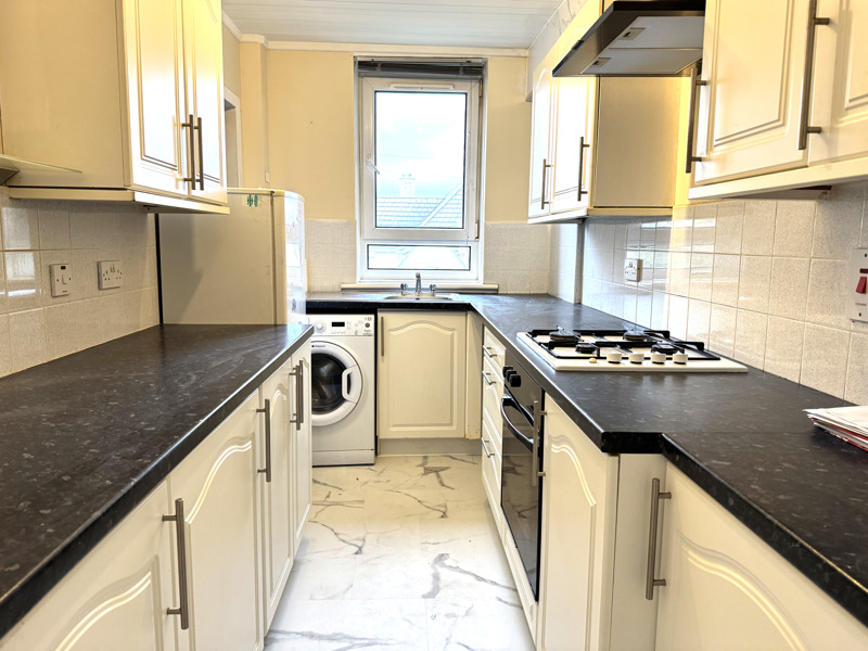 79 Lamberton Drive, Cardonald, Glasgow, G52 2ET