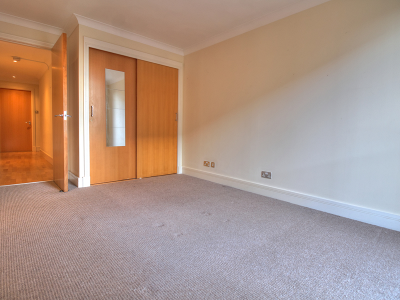Argyle Street, Glasgow, G2 8NE