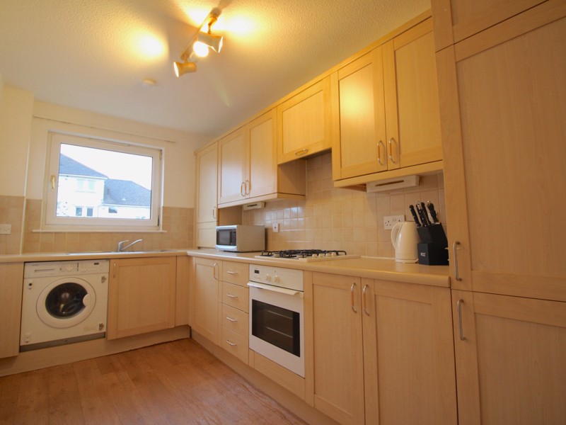 1/2, 24 Hutton, Anniesland  G12 0FF, GLASGOW