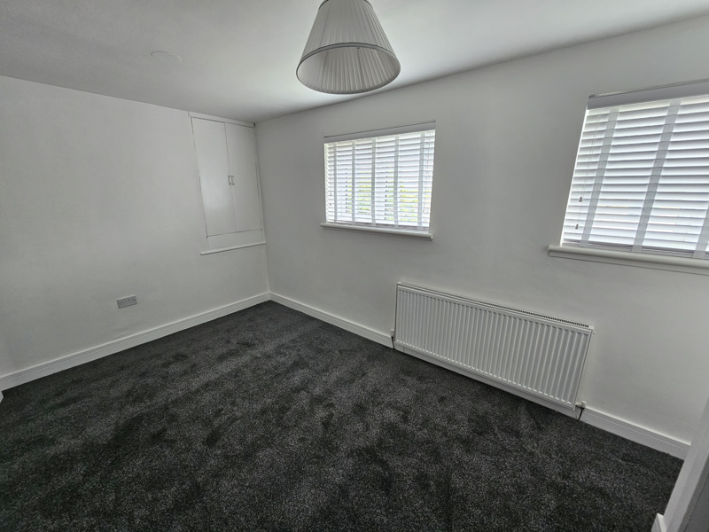 Dunbar Hill, West Mains, East Kilbride, G74 1EY