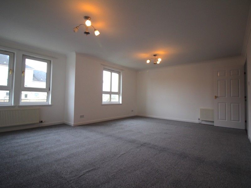 1/2, 24 Hutton, Anniesland  G12 0FF, GLASGOW