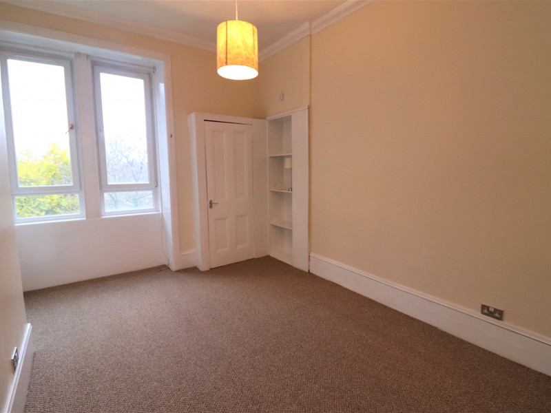 2/1, 914 Pollokshaws Road,   G41 2ET, GLASGOW