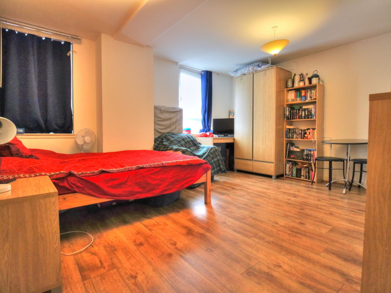 Sauchiehall Street, GLASGOW, G2 3JU