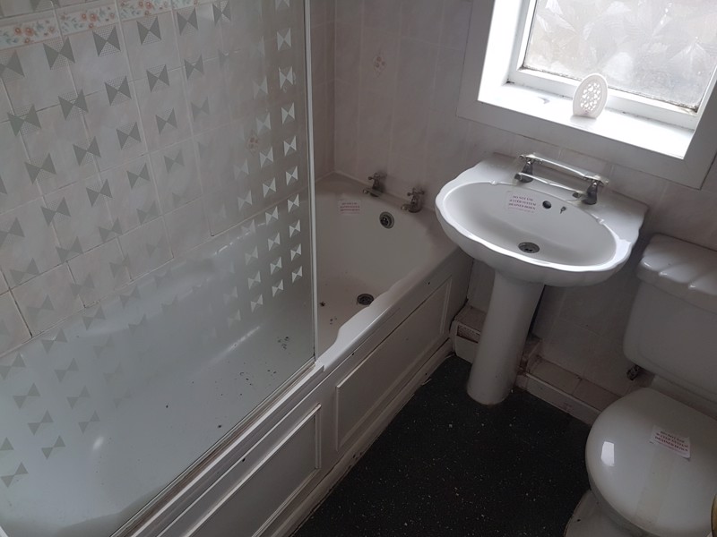 128 Treeswoodhead Road, ,   KA1 3UD, KILMARNOCK