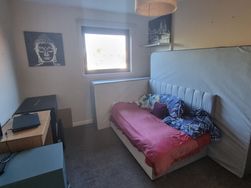 Clarkston Road, GLASGOW, G44 3DN